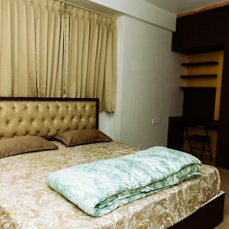 Rvr Home - Beautiful Rooms バンガロール エクステリア 写真