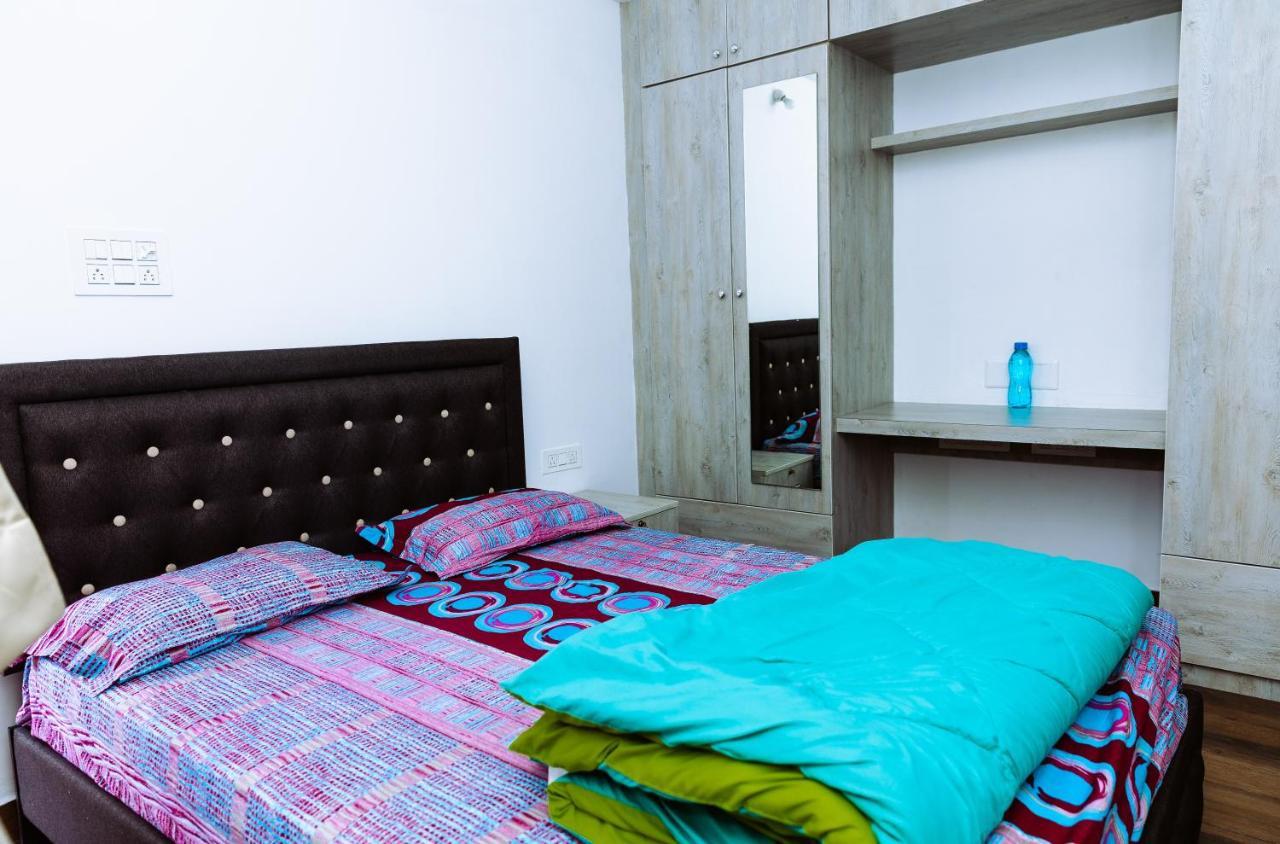 Rvr Home - Beautiful Rooms バンガロール エクステリア 写真
