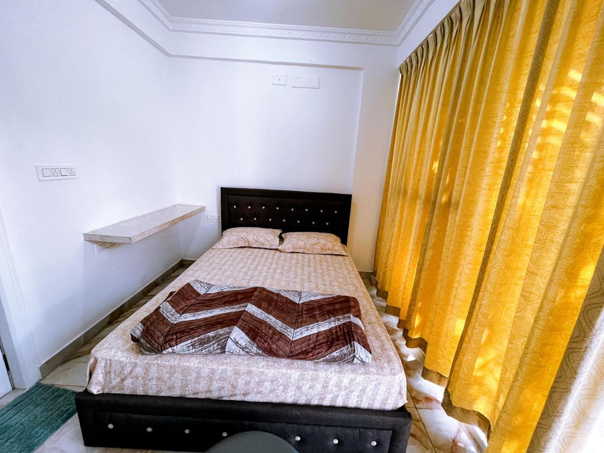 Rvr Home - Beautiful Rooms バンガロール エクステリア 写真